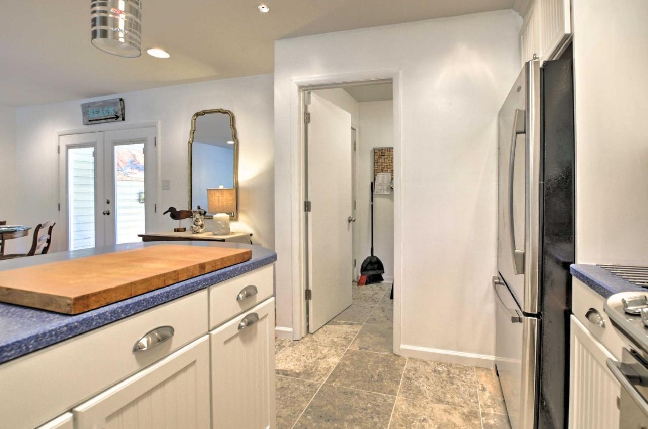 Oak Island Cottage Minutes To Long Beach! Exteriör bild
