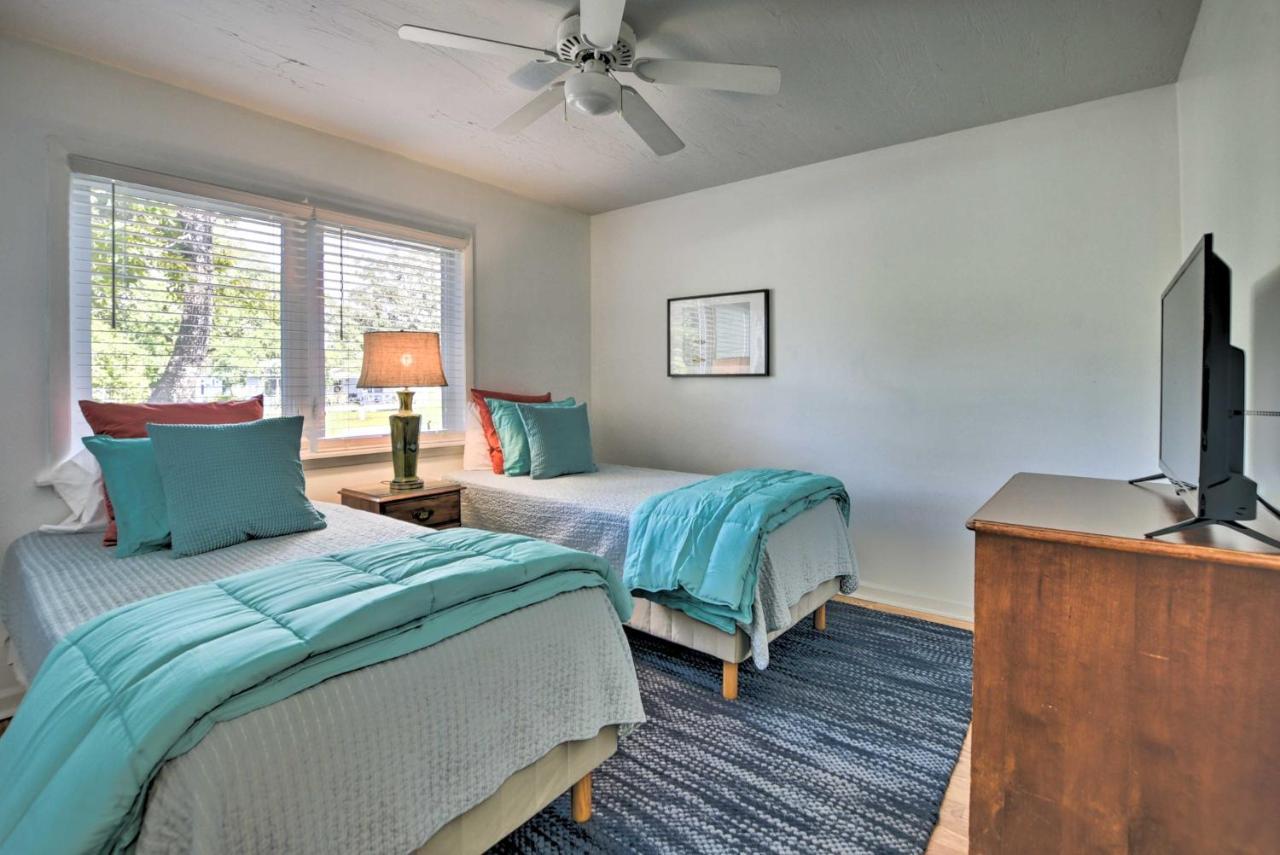 Oak Island Cottage Minutes To Long Beach! Exteriör bild