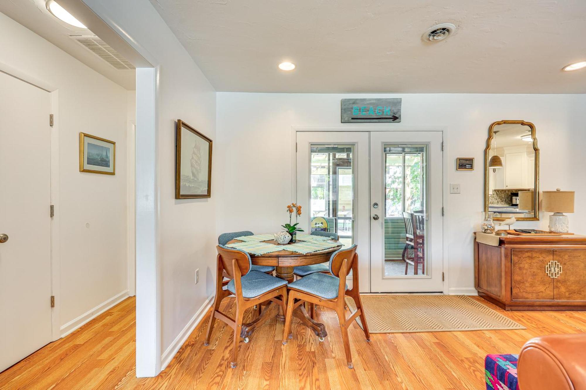 Oak Island Cottage Minutes To Long Beach! Exteriör bild