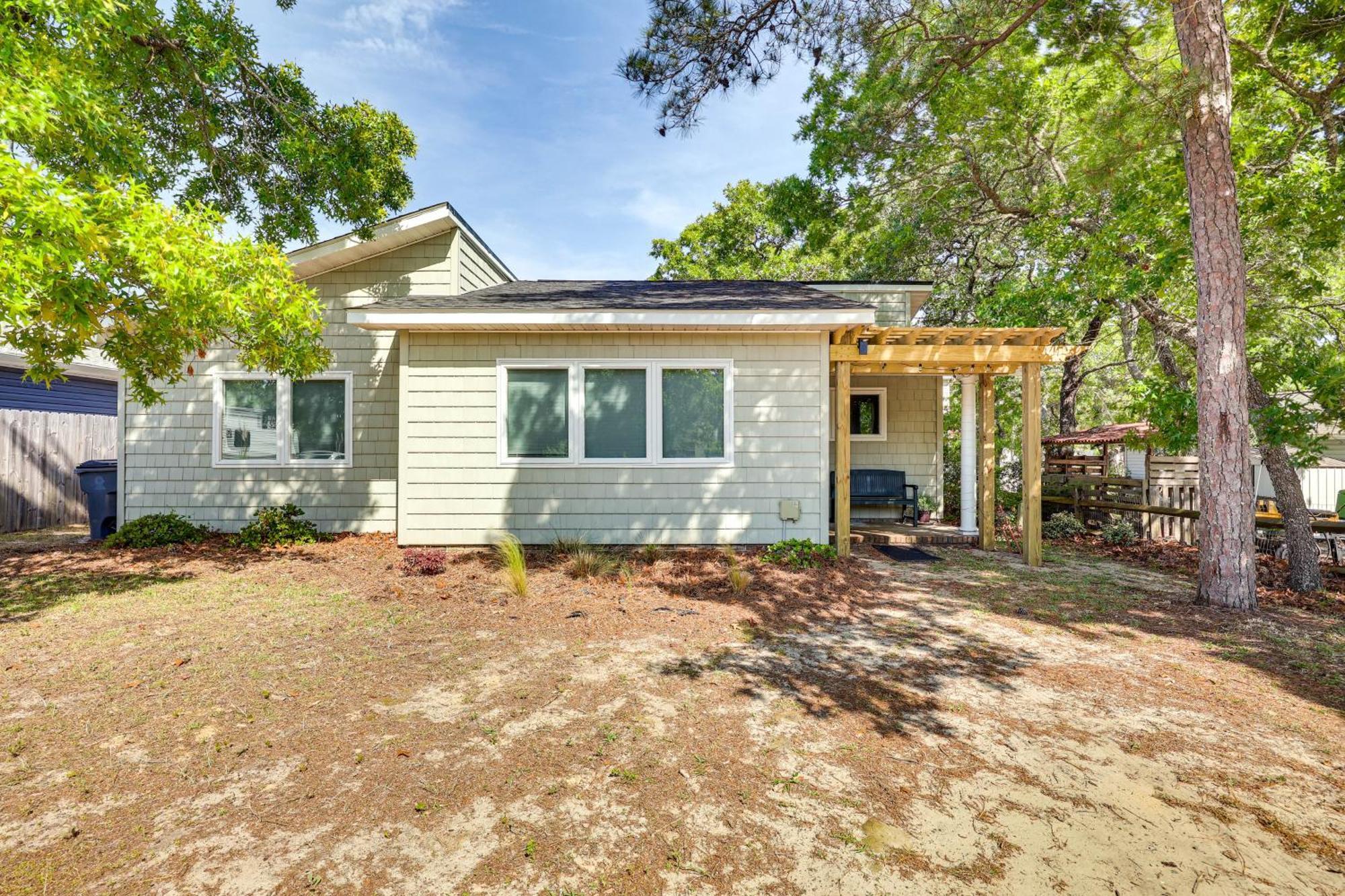 Oak Island Cottage Minutes To Long Beach! Exteriör bild
