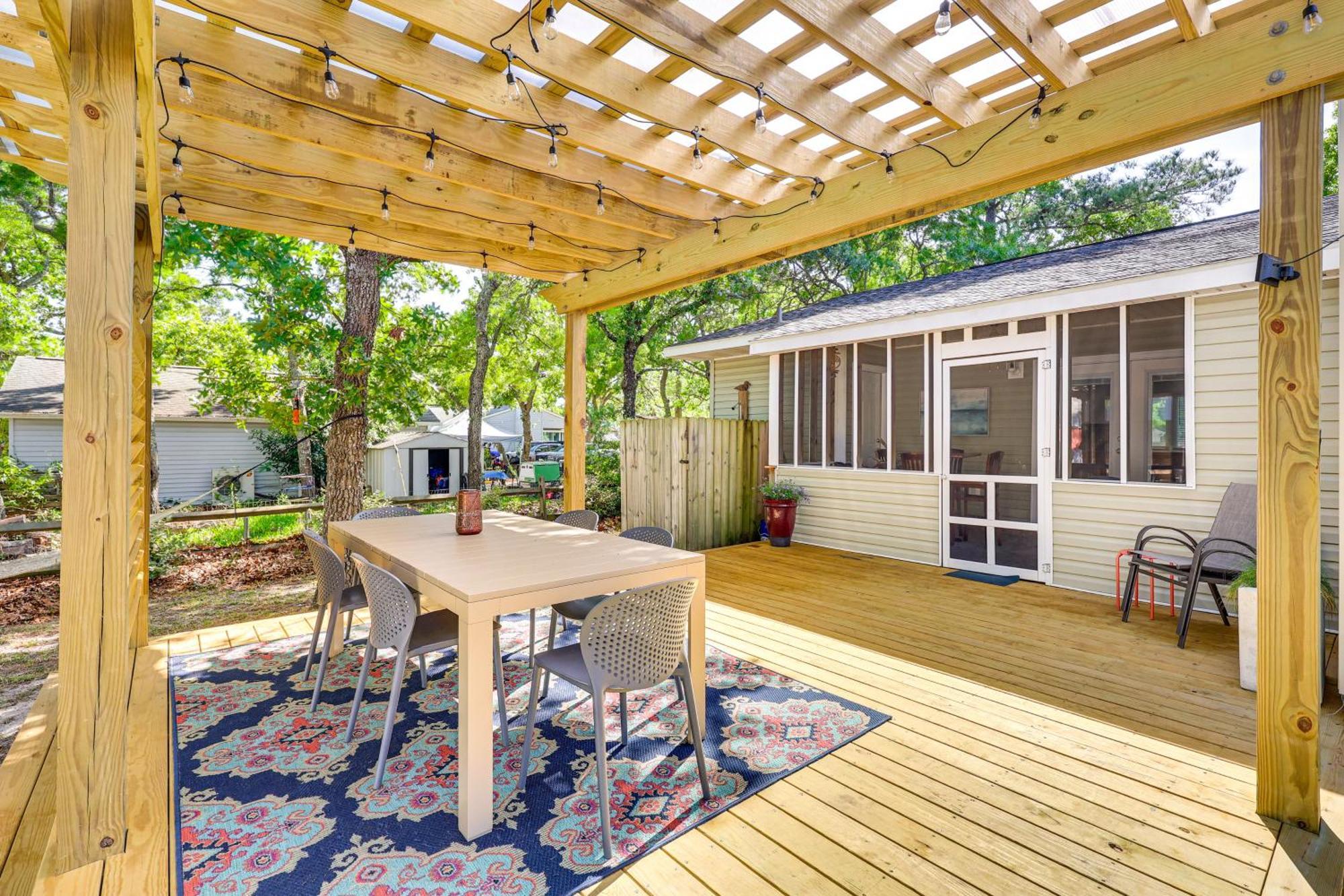 Oak Island Cottage Minutes To Long Beach! Exteriör bild